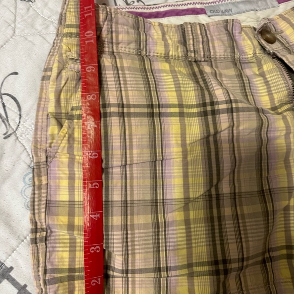 Shorts - Picture 3 of 5